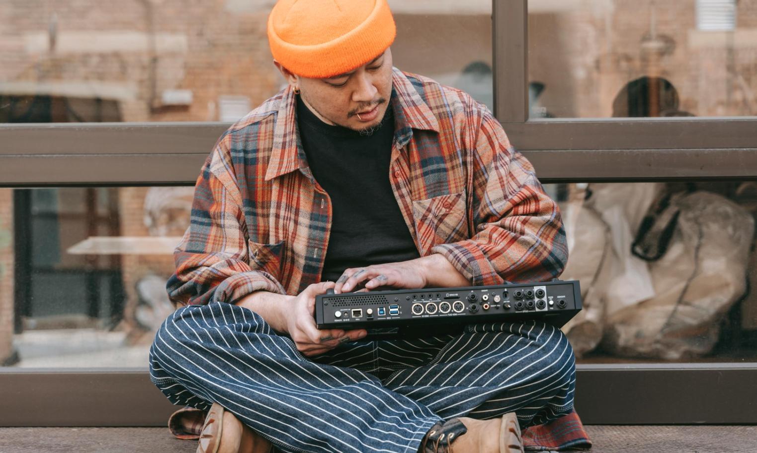 Gruppo di studenti durante esercitazione pratica di improvvisazione