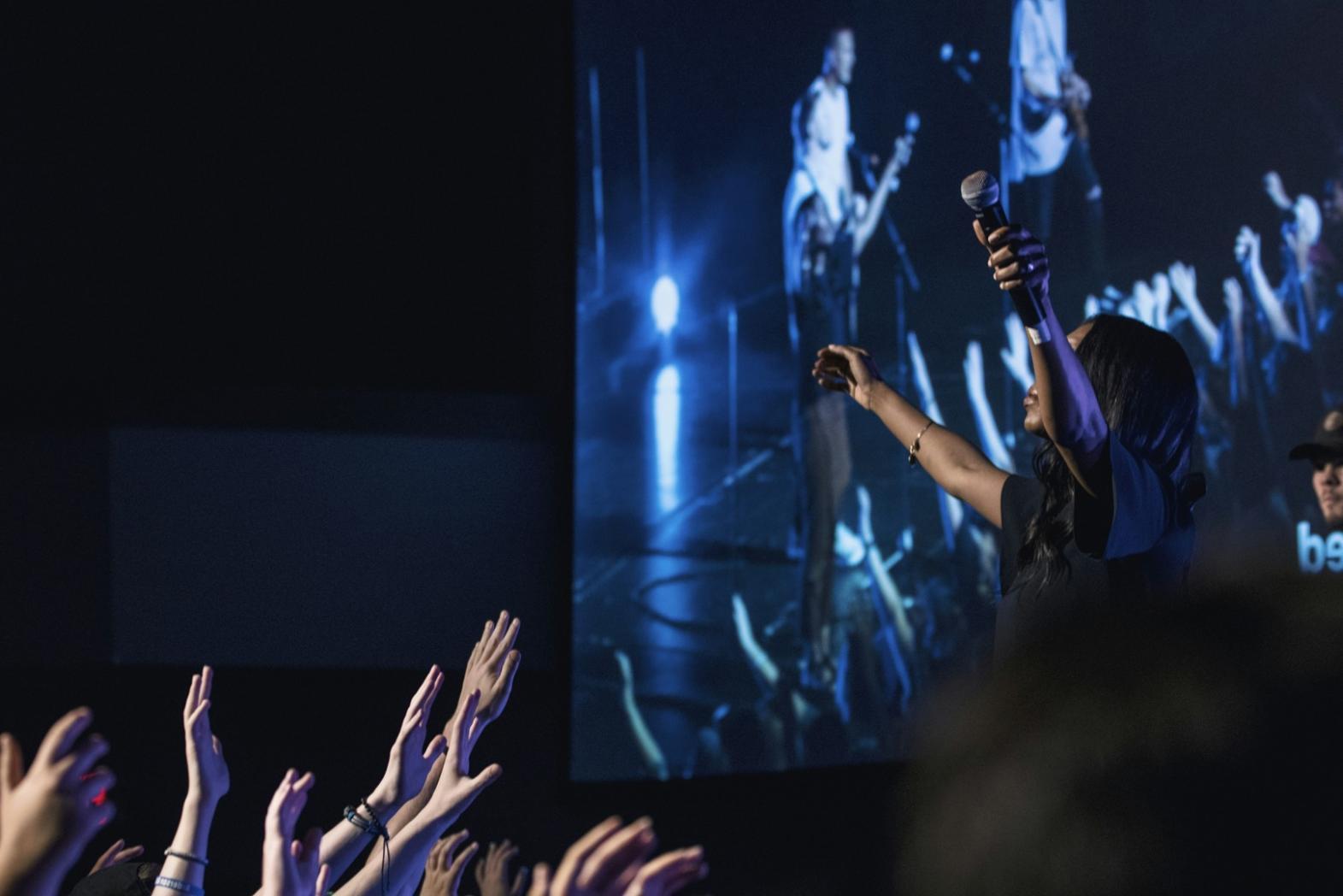 Sessione di ascolto attivo e analisi musicale